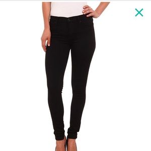 Hudson Jeans Nico skinny.